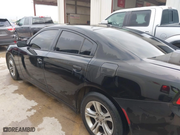 2017 Dodge Charger SE with VIN 2C3CDXBG1HH546208, listed as a IAAI auction lot 42047013 with 221,716 mi miles. Bid and sale history available at carsss.com. Image 14.