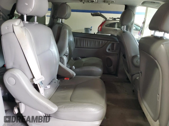 2006 Toyota Sienna XLE with VIN 5TDZA22C46S445502, listed as a Copart auction lot 52679885 with 186,017 mi miles and Salvage Title. Bid and sale history available at carsss.com. Image 12.