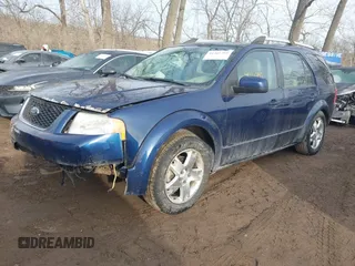 2007 Ford Freestyle Limited with VIN 1FMDK06167GA20987, listed as a IAAI auction lot 41461792 with 193,081 mi miles. Bid and sale history available at carsss.com. Image 2.