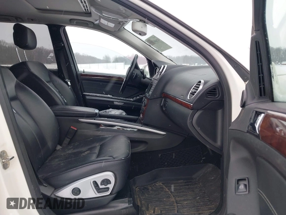 2012 Mercedes-Benz GL-Class GL 450 with VIN 4JGBF7BE1CA778228, listed as a IAAI auction lot 41600173 with 115,605 mi miles. Bid and sale history available at carsss.com. Image 5.