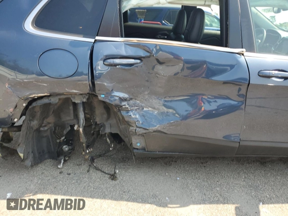 2019 Jeep Cherokee Limited with VIN 1C4PJMDX6KD413093, listed as a Copart auction lot 62655025 with 50,883 mi miles and Salvage title. Bid and sale history available at DreamBid. Image 11.