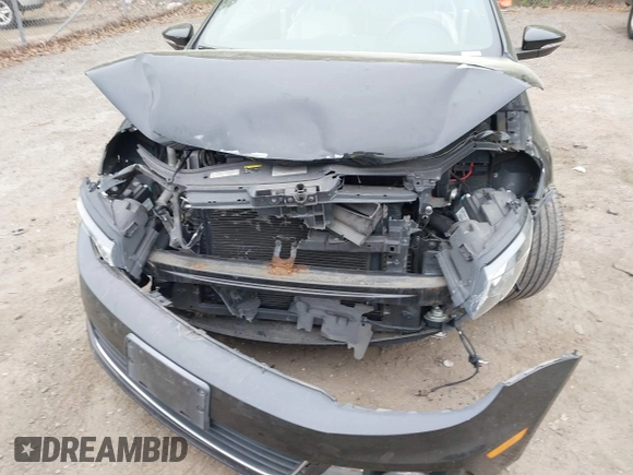 2014 Volkswagen Eos Komfort with VIN WVWBW8AH2EV001719, listed as a IAAI auction lot 42080290 with 105,661 mi miles and . Bid and sale history available at DreamBid. Image 6.