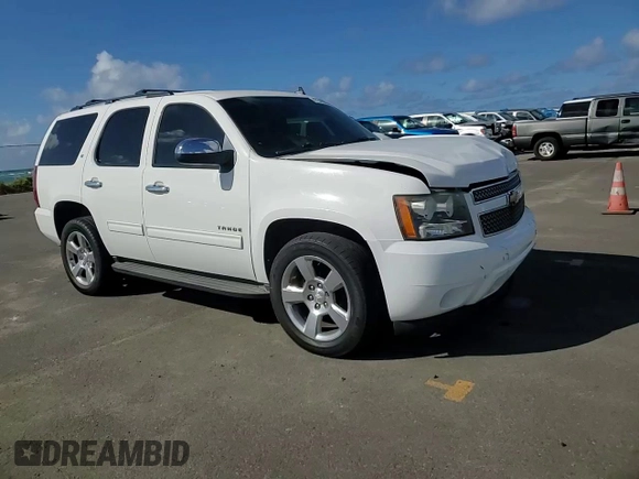 2013 Chevrolet Tahoe LT z VIN 1GNSCBE09DR236224, wystawiony jako Copart lot #47346085 z przebiegiem 92 153 mil mil oraz Szkoda całkowita • Salvage title. Historia ofert i sprzedaży dostępna na DreamBid. Obrazek 11.