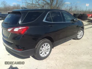 2019 Chevrolet Equinox LT with VIN 2GNAXUEVXK6248530, listed as a IAAI auction lot 37770905 with 34,991 mi miles. Bid and sale history available at carsss.com. Image 4.