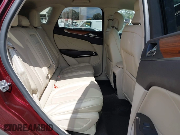 2019 Lincoln MKC Select with VIN 5LMCJ2C95KUL22363, listed as a IAAI auction lot 42245861 with 34,316 mi miles and . Bid and sale history available at DreamBid. Image 8.