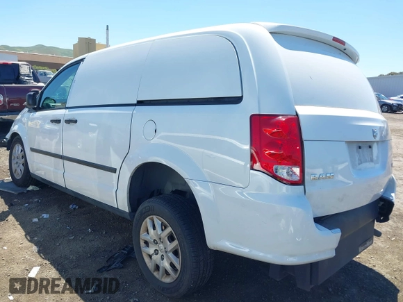2015 Ram Cargo Van Tradesman with VIN 2C4JRGAG6FR681701, listed as a IAAI auction lot 39391645 with 141,791 mi miles and . Bid and sale history available at DreamBid. Image 3.