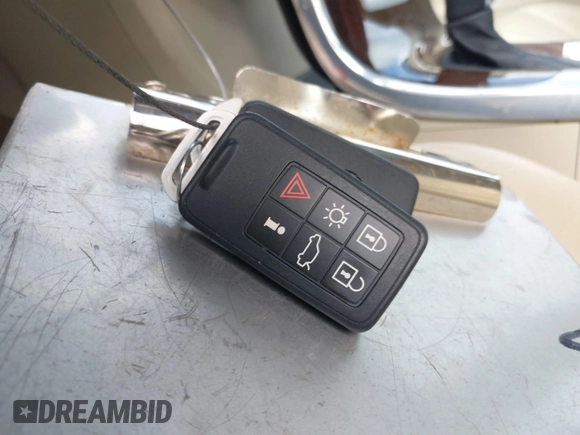 2013 Volvo S60 T5 Premier with VIN YV1612FS7D2232224, listed as a IAAI auction lot 42382432 with 100,274 mi miles and . Bid and sale history available at DreamBid. Image 11.