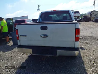 2006 Ford F-150 XLT z VIN 1FTPW14V66KD69645, wystawiony jako IAAI lot #42537636 z przebiegiem 237 535 mil mil oraz . Historia ofert i sprzedaży dostępna na DreamBid. Obrazek 16.