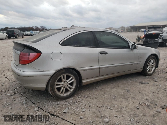 2003 Mercedes-Benz C 230 Kompressor с VIN WDBRN40J73A463100, выставлен на аукционе Copart как лот 82480364 с пробегом 150 291 миль миль и Чистый • Clean title. История ставок и продаж доступна на DreamBid. Изображение 3.