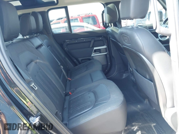 2020 Land Rover Defender SE with VIN SALEP7EU7L2033956, listed as a IAAI auction lot 41654588 with 85,029 mi miles and . Bid and sale history available at DreamBid. Image 8.