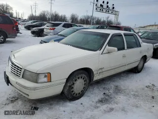 1998 Cadillac DeVille with VIN 1G6KD54YXWU765831, listed as a Copart auction lot 88877175 with 0 mi miles and Salvage Title. Bid and sale history available at carsss.com. Image 1.