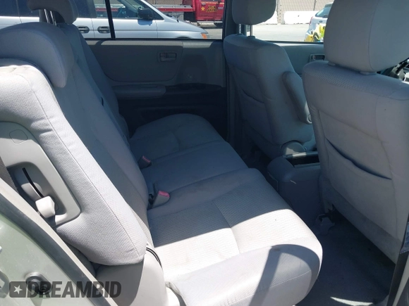 2005 Toyota Highlander z VIN JTEDP21A050087191, wystawiony jako IAAI lot #42401878 z przebiegiem 180 746 mil mil oraz . Historia ofert i sprzedaży dostępna na DreamBid. Obrazek 8.