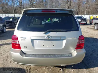 2002 Toyota Highlander with VIN JTEGF21A420061415, listed as a IAAI auction lot 41788302 with 135,412 mi miles. Bid and sale history available at carsss.com. Image 17.