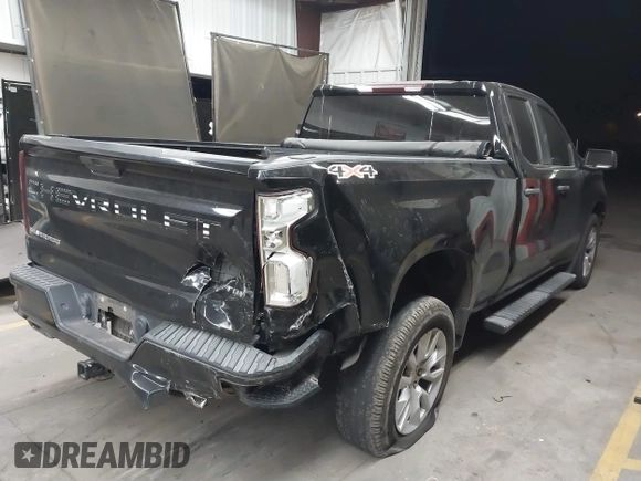 2020 Chevrolet Silverado 1500 Custom with VIN 1GCRWBEF0LZ247758, listed as a IAAI auction lot 40836607 with 83,727 mi miles. Bid and sale history available at carsss.com. Image 4.