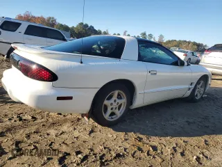 2001 Pontiac Firebird Firebird z VIN 2G2FS22K912106238, wystawiony jako Copart lot #80277164 z przebiegiem 139 896 mil mil oraz Czysty tytuł • Clean title. Historia ofert i sprzedaży dostępna na DreamBid. Obrazek 3.
