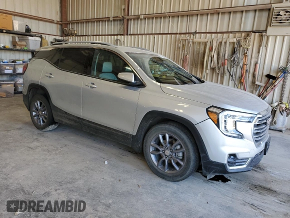 2022 GMC Terrain SLT with VIN 3GKALPEVXNL163889, listed as a Copart auction lot 71799184 with 30,697 mi miles and Salvage Title. Bid and sale history available at carsss.com. Image 4.