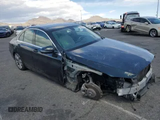 2019 Mercedes-Benz C 300 z VIN 55SWF8DBXKU289278, wystawiony jako Copart lot #54876675 z przebiegiem 37 105 mil mil oraz Szkody całkowita. Historia ofert i sprzedaży dostępna na DreamBid. Obrazek 4.