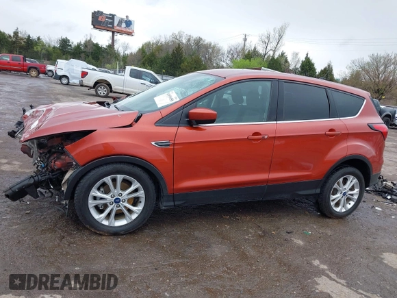 2019 Ford Escape SE z VIN 1FMCU0GD2KUC52592, wystawiony jako IAAI lot #41939458 z przebiegiem 101 029 mil mil oraz . Historia ofert i sprzedaży dostępna na DreamBid. Obrazek 15.