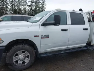 2018 Ram 2500 Tradesman with VIN 3C7WR4HJ0JG387749, listed as a IAAI auction lot 41750102 with 134,986 mi miles. Bid and sale history available at carsss.com. Image 5.