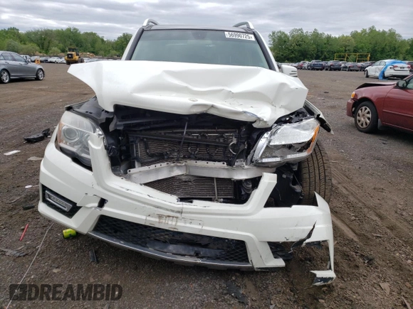 2010 Mercedes-Benz GLK 350 z VIN WDCGG8HB6AF481153, wystawiony jako Copart lot #56990725 z przebiegiem 137 231 mil mil oraz Szkoda całkowita • Salvage title. Historia ofert i sprzedaży dostępna na DreamBid. Obrazek 5.