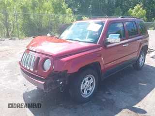 2016 Jeep Patriot Sport z VIN 1C4NJPBAXGD513390, wystawiony jako IAAI lot #42254500 z przebiegiem 178 813 mil mil oraz . Historia ofert i sprzedaży dostępna na DreamBid. Obrazek 21.