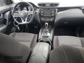 2017 Nissan Rogue SV with VIN JN1BJ1CR3HW102555, listed as a Copart auction lot 51667624 with 58,509 mi miles and Salvage title. Bid and sale history available at DreamBid. Image 8.