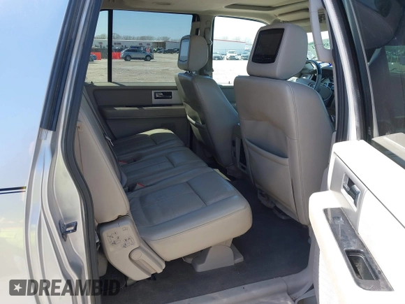 2013 Ford Expedition EL Limited with VIN 1FMJK1K51DEF02601, listed as a IAAI auction lot 41854931 with 154,894 mi miles. Bid and sale history available at carsss.com. Image 8.
