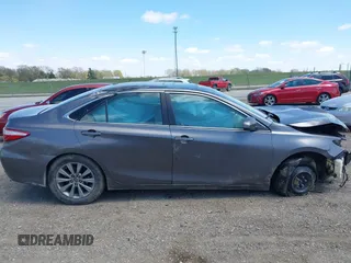 2015 Toyota Camry XLE z VIN 4T1BF1FK6FU923716, wystawiony jako IAAI lot #42038803 z przebiegiem 255 479 mil mil oraz . Historia ofert i sprzedaży dostępna na DreamBid. Obrazek 14.