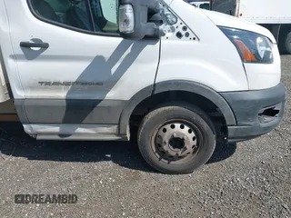 2021 Ford Transit with VIN 1FDBF6Z82MKA96495, listed as a IAAI auction lot 42410967 with 58,254 mi miles and . Bid and sale history available at DreamBid. Image 6.