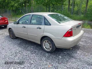 2007 Ford Focus S с VIN 1FAFP34N57W250909, выставлен на аукционе IAAI как лот 42457309 с пробегом 195 440 миль миль и . История ставок и продаж доступна на DreamBid. Изображение 3.