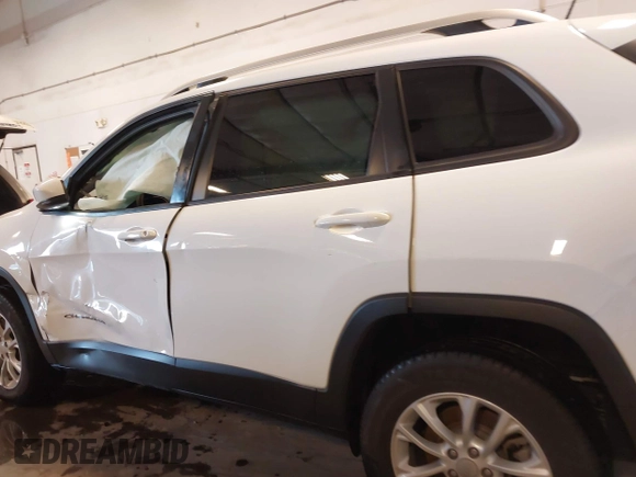 2021 Jeep Cherokee Latitude с VIN 1C4PJMCB4MD133813, выставлен на аукционе IAAI как лот 41269707 с пробегом 94 697 миль миль и . История ставок и продаж доступна на DreamBid. Изображение 15.