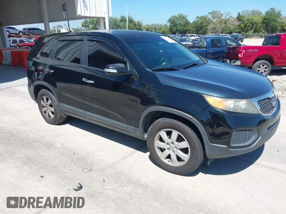 2013 Kia Sorento LX with VIN 5XYKT4A25DG383277, listed as a IAAI auction lot 42038106 with 108,166 mi miles. Bid and sale history available at carsss.com. Image 1.