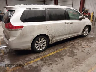 2011 Toyota Sienna XLE with VIN 5TDDK3DC0BS005250, listed as a IAAI auction lot 41526861 with 145,466 mi miles. Bid and sale history available at carsss.com. Image 13.