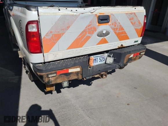 2011 Ford F-250 XL with VIN 1FT7X2B63BEC07690, listed as a IAAI auction lot 42827998 with 416,255 mi miles and . Bid and sale history available at DreamBid. Image 43.