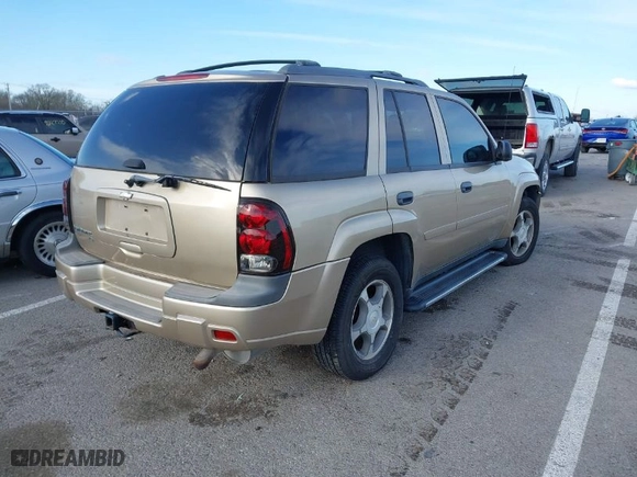 2006 Chevrolet TrailBlazer LS with VIN 1GNDT13S162347742, listed as a IAAI auction lot 41767686 with 1 mi miles. Bid and sale history available at carsss.com. Image 4.