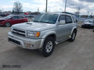2001 Toyota 4Runner SR5 with VIN JT3HN86R610354474, listed as a IAAI auction lot 41873100 with 340,628 mi miles. Bid and sale history available at carsss.com. Image 2.