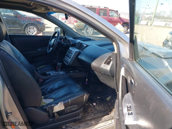 2004 Nissan Murano SE with VIN JN8AZ08W94W342718, listed as a IAAI auction lot 41387057 with 257,778 mi miles. Bid and sale history available at carsss.com. Image 5.