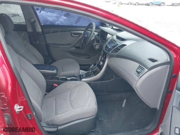 2016 Hyundai Elantra SE with VIN KMHDH4AE1GU491365, listed as a IAAI auction lot 40909071 with 86,000 mi miles. Bid and sale history available at carsss.com. Image 5.