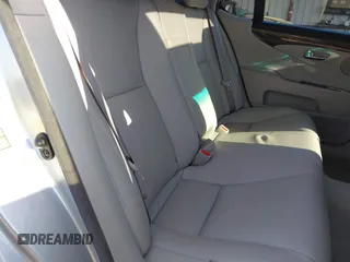 2008 Lexus LS 460 with VIN JTHBL46F985055711, listed as a IAAI auction lot 41771863 with 163,741 mi miles and . Bid and sale history available at DreamBid. Image 8.