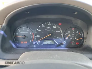 2001 Honda Accord LX z VIN 1HGCG66581A001943, wystawiony jako Copart lot #54976975 z przebiegiem 122 968 mil mil oraz Czysty tytuł • Clean title. Historia ofert i sprzedaży dostępna na DreamBid. Obrazek 9.