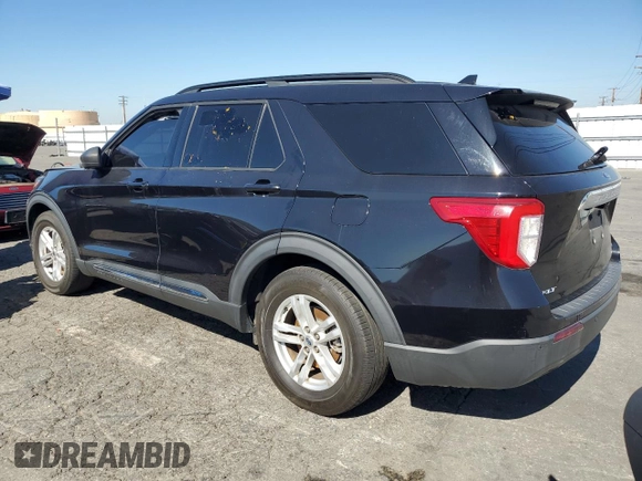 2020 Ford Explorer XLT with VIN 1FMSK7DH8LGB93761, listed as a Copart auction lot 44764115 with 71,504 mi miles and Salvage Title. Bid and sale history available at carsss.com. Image 2.