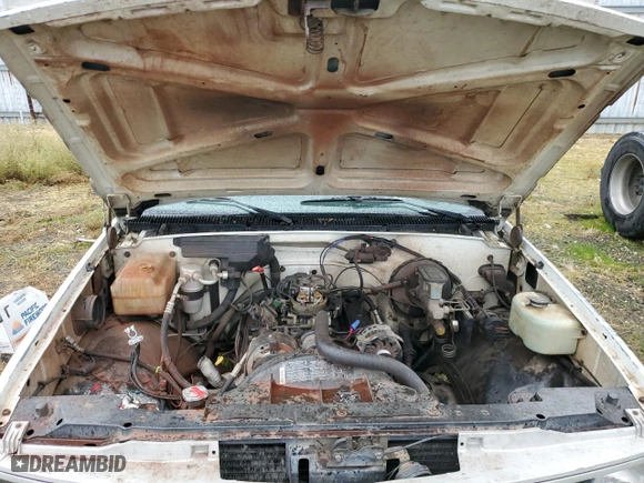 1988 Chevrolet Pickup with VIN 2GCDC14H9J1109058, listed as a Copart auction lot 81610434 with 156,481 mi miles and Salvage Title. Bid and sale history available at carsss.com. Image 11.