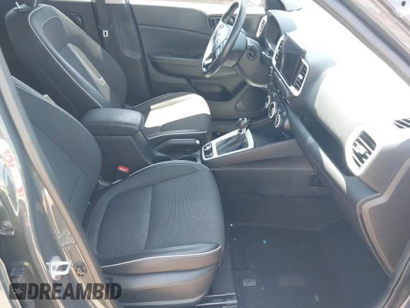 2023 Hyundai Venue SEL with VIN KMHRC8A30PU261651, listed as a IAAI auction lot 42300142 with 23,698 mi miles and . Bid and sale history available at DreamBid. Image 5.