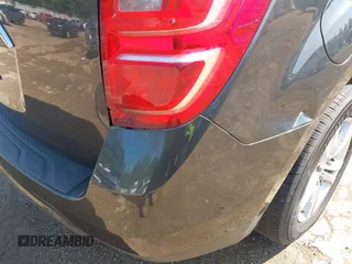 2017 Chevrolet Equinox LS z VIN 2GNALBEK3H1513879, wystawiony jako IAAI lot #41977552 z przebiegiem 154 109 mil mil oraz . Historia ofert i sprzedaży dostępna na DreamBid. Obrazek 17.