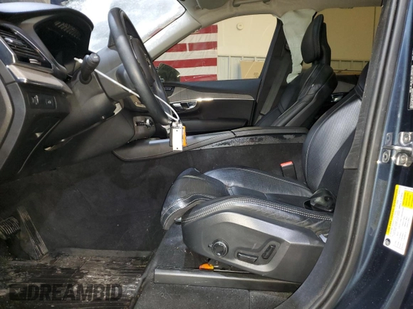 2021 Volvo XC90 Inscription with VIN YV4A22PL0M1747895, listed as a Copart auction lot 89405255 with 57,270 mi miles and Salvage title. Bid and sale history available at DreamBid. Image 7.