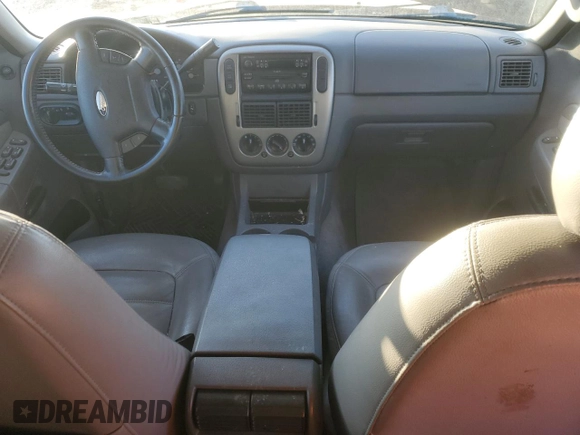 2004 Ford Explorer XLT z VIN 1FMZU73W14UA19686, wystawiony jako Copart lot #43649235 z przebiegiem Nie podano mil oraz Szkoda całkowita • Salvage title. Historia ofert i sprzedaży dostępna na DreamBid. Obrazek 8.