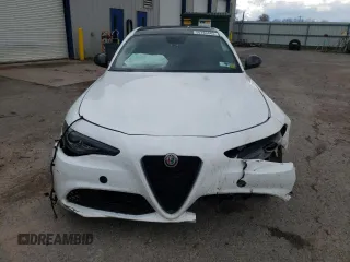 2019 Alfa Romeo Giulia Ti Sport with VIN ZARFANBN9K7622450, listed as a Copart auction lot 50780443 with 0 mi miles. Bid and sale history available at carsss.com. Image 5.