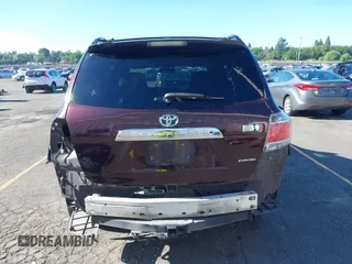 2013 Toyota Highlander Limited with VIN JTEDC3EH1D2011037, listed as a IAAI auction lot 42384576 with 334,621 mi miles and . Bid and sale history available at DreamBid. Image 17.