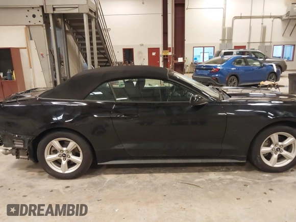 2017 Ford Mustang V6 with VIN 1FATP8EM5H5249658, listed as a IAAI auction lot 39708540 with 31,054 mi miles and . Bid and sale history available at carsss.com. Image 13.