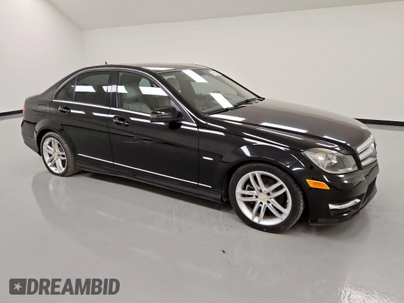 2012 Mercedes-Benz C 250 Sport с VIN WDDGF4HB4CR212965, выставлен на аукционе Copart как лот 62350735 с пробегом 72 722 миль миль и Чистый • Clean title. История ставок и продаж доступна на DreamBid. Изображение 4.